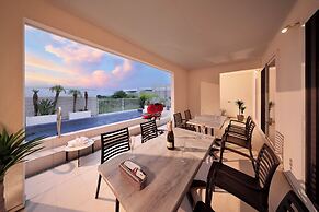 Crystal Villa SHIRAHAMA