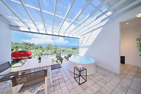 Crystal Villa SHIRAHAMA