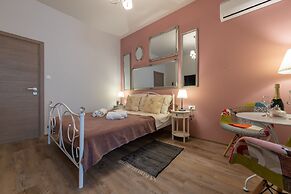 Old City Studios 2 - Adults only