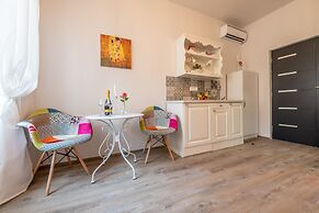 Old City Studios 2 - Adults only