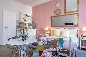 Old City Studios 2 - Adults only