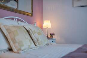 Old City Studios 2 - Adults only