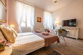 Old City Studios 2 - Adults only