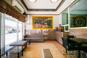 OYO 836 PK Residence