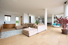 15 Bedroom Luxury Triple Sea View Villas