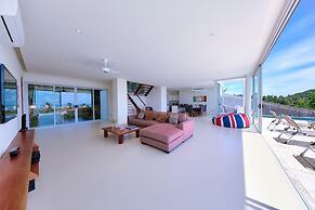 15 Bedroom Luxury Triple Sea View Villas