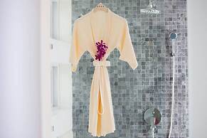 18 Bedroom Luxury Sea View Villas