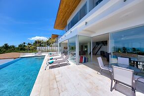 18 Bedroom Luxury Sea View Villas