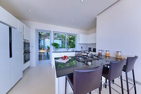 18 Bedroom Luxury Sea View Villas