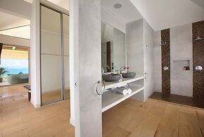 18 Bedroom Luxury Sea View Villas