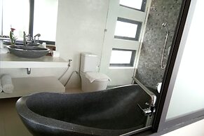 18 Bedroom Luxury Sea View Villas