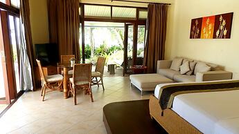 3 Bedroom Beach Front Villa Sea Breeze SDV229C-By Samui Dream Villas