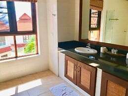 7 Bedroom Twin Villas on Beach Front Resort