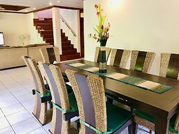 7 Bedroom Twin Villas on Beach Front Resort