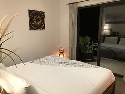 12 Bedroom Luxury Twin Sea View Villas Angthong