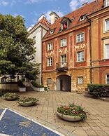 Warsaw Concierge Studio Old Town Square