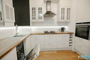 Warsaw Concierge Family Apartment