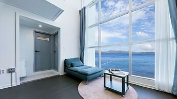 Blue and white pension