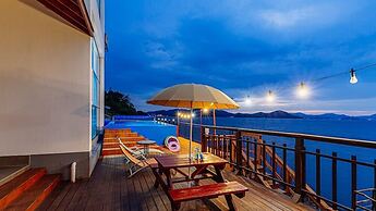 Blue and white pension