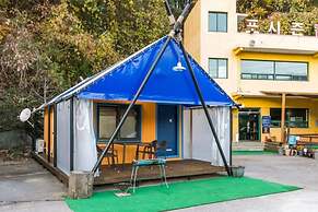 Four Seasons leisure town - Glamping