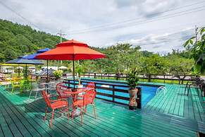 Four Seasons leisure town - Glamping