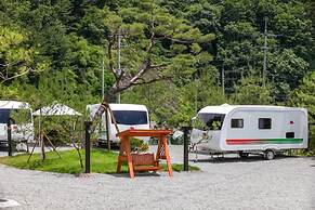Four Seasons leisure town - Glamping