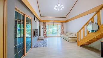 Youngwol Cloud Garden Pension