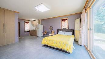 Youngwol Cloud Garden Pension