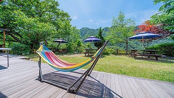 Youngwol Cloud Garden Pension