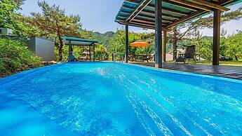 Youngwol Cloud Garden Pension