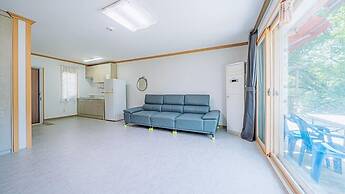 Youngwol Cloud Garden Pension