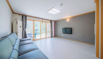 Youngwol Cloud Garden Pension