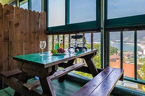 Geoje Cheongsol Pension