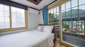 Geoje Cheongsol Pension