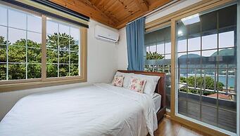 Geoje Cheongsol Pension