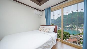 Geoje Cheongsol Pension