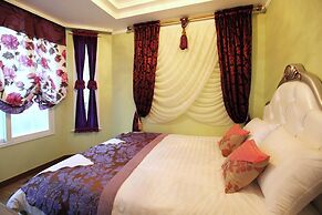 White Village Pension