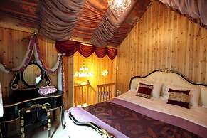 White Village Pension