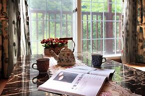 White Village Pension