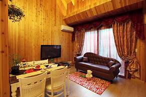 White Village Pension