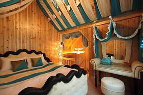 White Village Pension