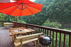 White Village Pension