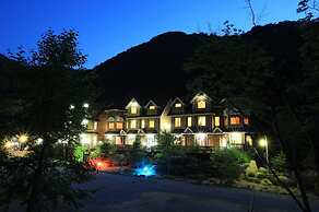 White Village Pension