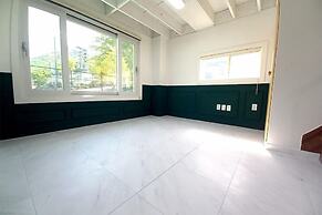 Ulsan Paradise Pension