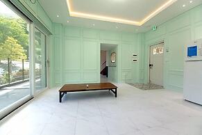 Ulsan Paradise Pension