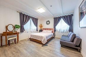 Vivaldi white house in vally