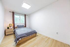 Vivaldi white house in vally