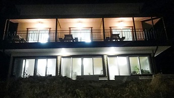 Kkeomeokda-ri Pension