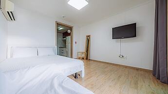 Way to Gonggogi Pension