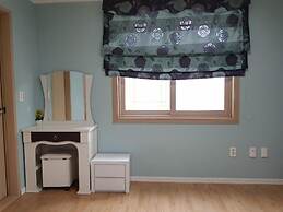 Way to Gonggogi Pension